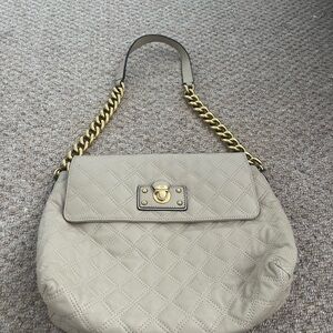 Marc Jacobs Quilted Shoulder Bag – Beige